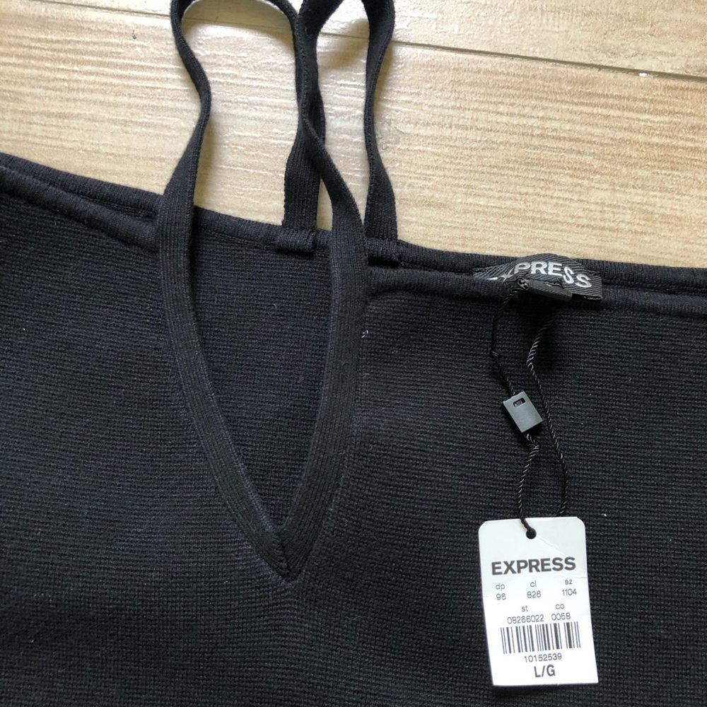 Express Crop Top - Picture 3 of 3